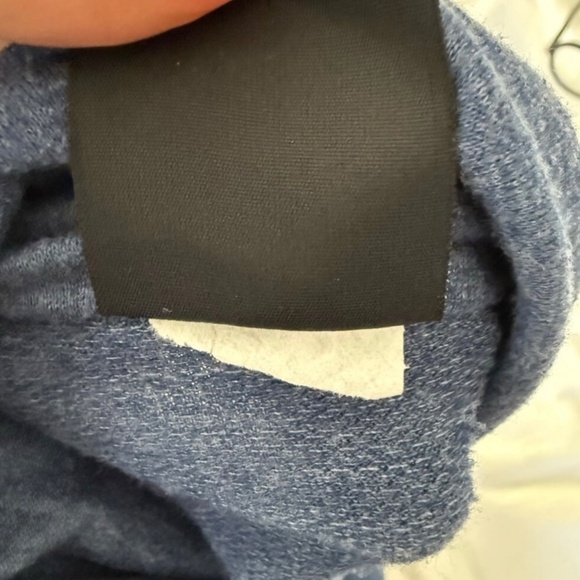 Bobeau Blue Wrap/Cape With One Button Closure Oversized Soft Cozy Long Sleeves - Picture 4 of 10